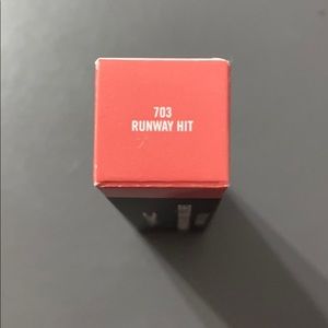 NWT Mac lipstick in runway hit